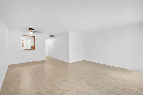 1021 Mockingbird Lane Plantation FL 33324