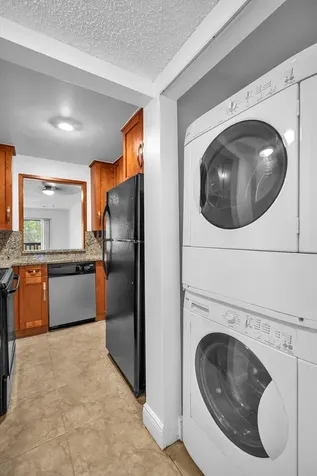 1021 Mockingbird Lane Plantation FL 33324
