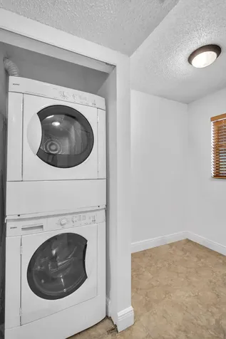 1021 Mockingbird Lane Plantation FL 33324