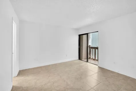 1021 Mockingbird Lane Plantation FL 33324