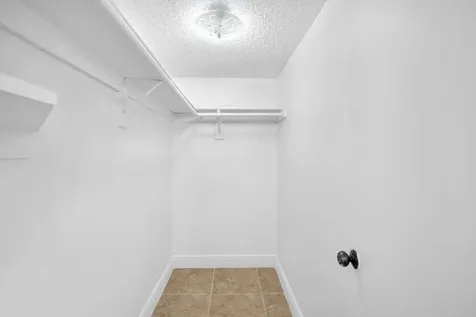 1021 Mockingbird Lane Plantation FL 33324
