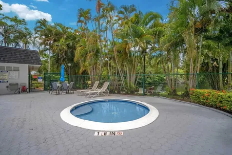 1021 Mockingbird Lane Plantation FL 33324