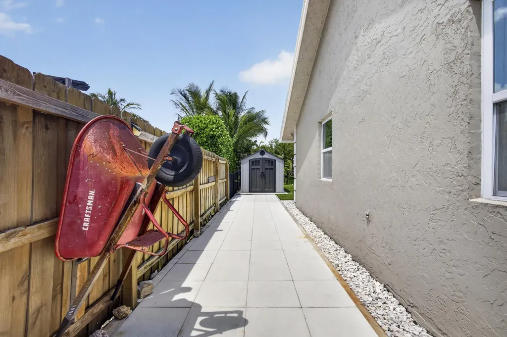 14184 Aster Avenue Wellington FL 33414
