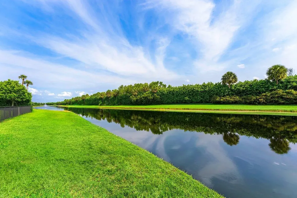 9131 Grand Prix Lane Boynton Beach FL 33472