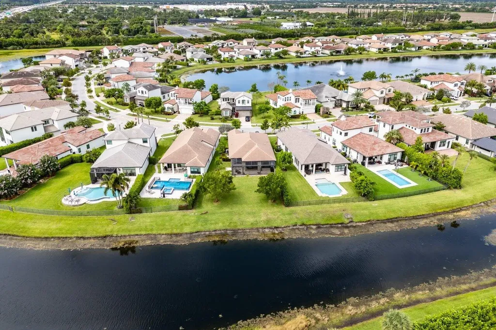 9131 Grand Prix Lane Boynton Beach FL 33472