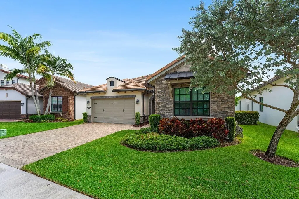 9131 Grand Prix Lane Boynton Beach FL 33472