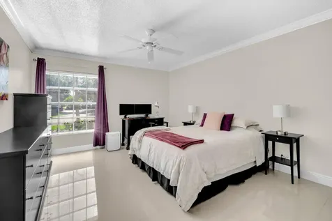 6600 NE 22nd Way Fort Lauderdale FL 33308