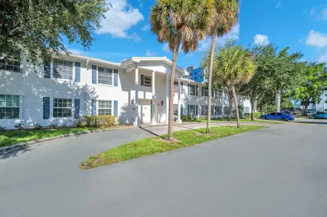 6600 NE 22nd Way Fort Lauderdale FL 33308