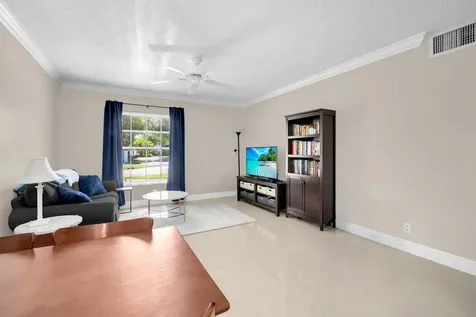 6600 NE 22nd Way Fort Lauderdale FL 33308