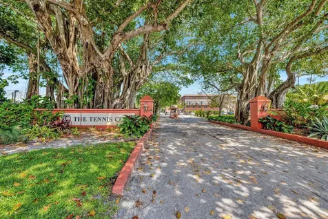 660 Tennis Club Drive Fort Lauderdale FL 33311
