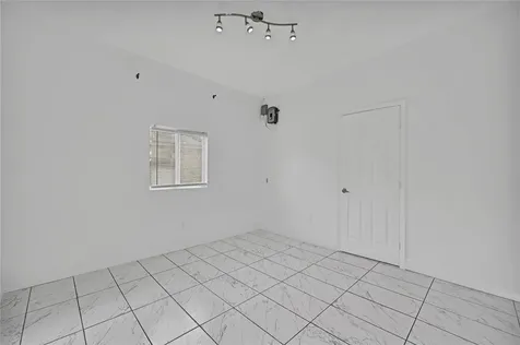 1114 NW 39th Street Miami FL 33127