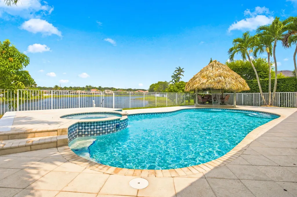 Weston FL, 3766 W Gardenia Avenue