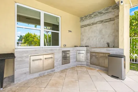 3766 W Gardenia Avenue Weston FL 33332