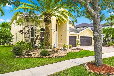 3766 W Gardenia Avenue Weston FL 33332