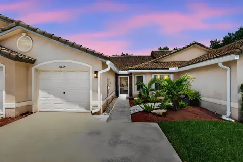 10469 Pelican Drive Wellington FL 33414