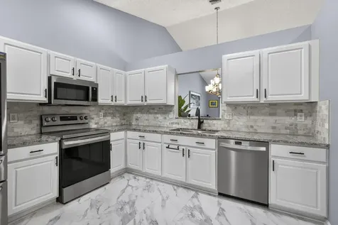 10469 Pelican Drive Wellington FL 33414