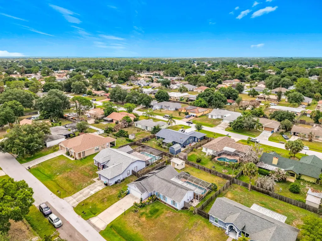 985 Canton Street NW Palm Bay FL 32907