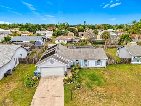 985 Canton Street NW Palm Bay FL 32907