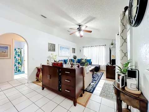 985 Canton Street NW Palm Bay FL 32907
