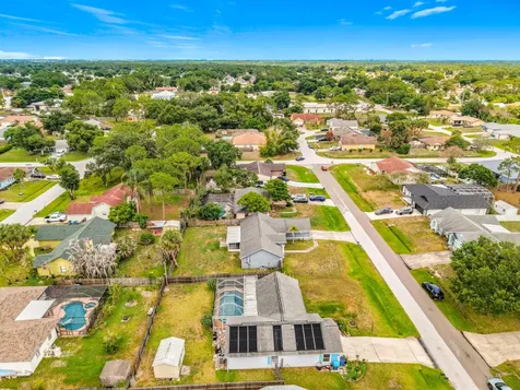 985 Canton Street NW Palm Bay FL 32907