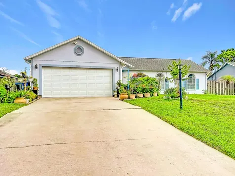 985 Canton Street NW Palm Bay FL 32907