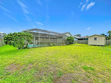 985 Canton Street NW Palm Bay FL 32907