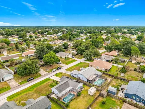 985 Canton Street NW Palm Bay FL 32907
