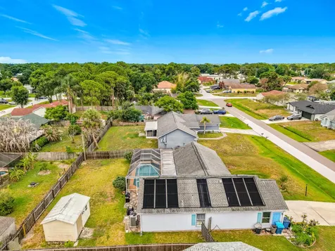 985 Canton Street NW Palm Bay FL 32907