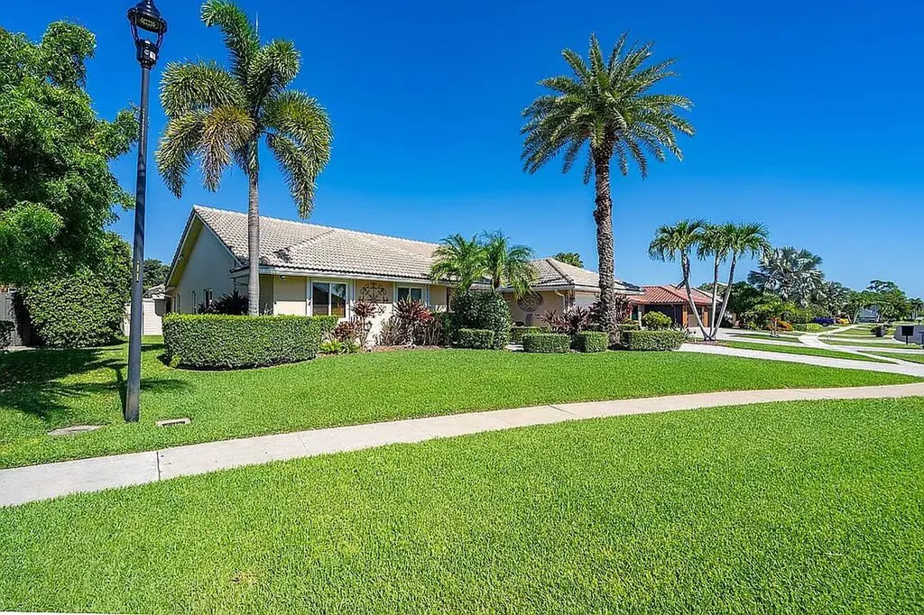 22373 Ensenada Way Boca Raton FL 33433