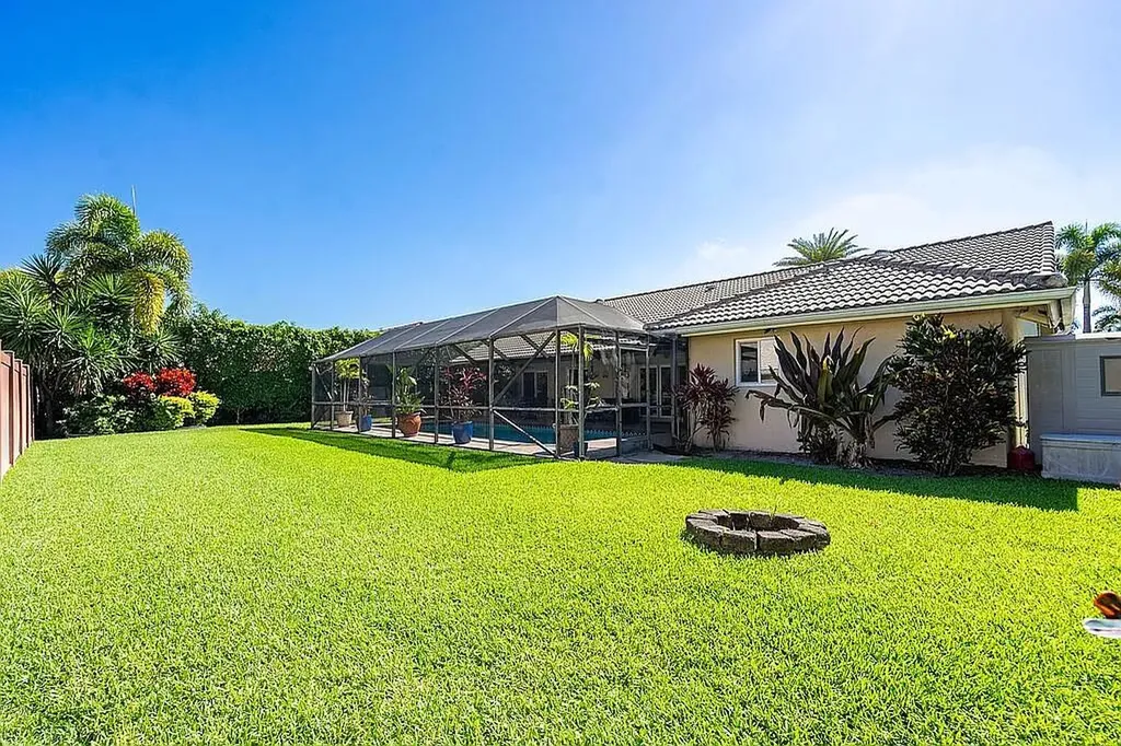 22373 Ensenada Way Boca Raton FL 33433