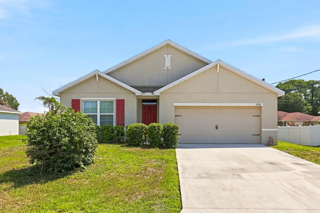 2096 SW Leafy Road Port St Lucie FL 34953