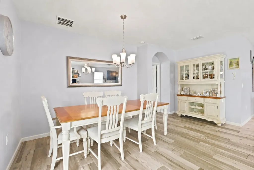 2096 SW Leafy Road Port St Lucie FL 34953