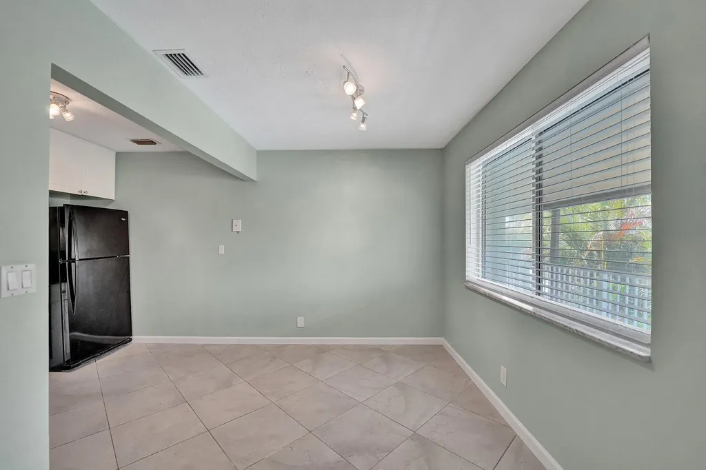 1250 Miami Road Fort Lauderdale FL 33316
