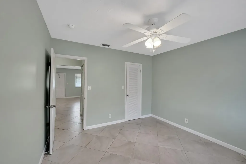 1250 Miami Road Fort Lauderdale FL 33316