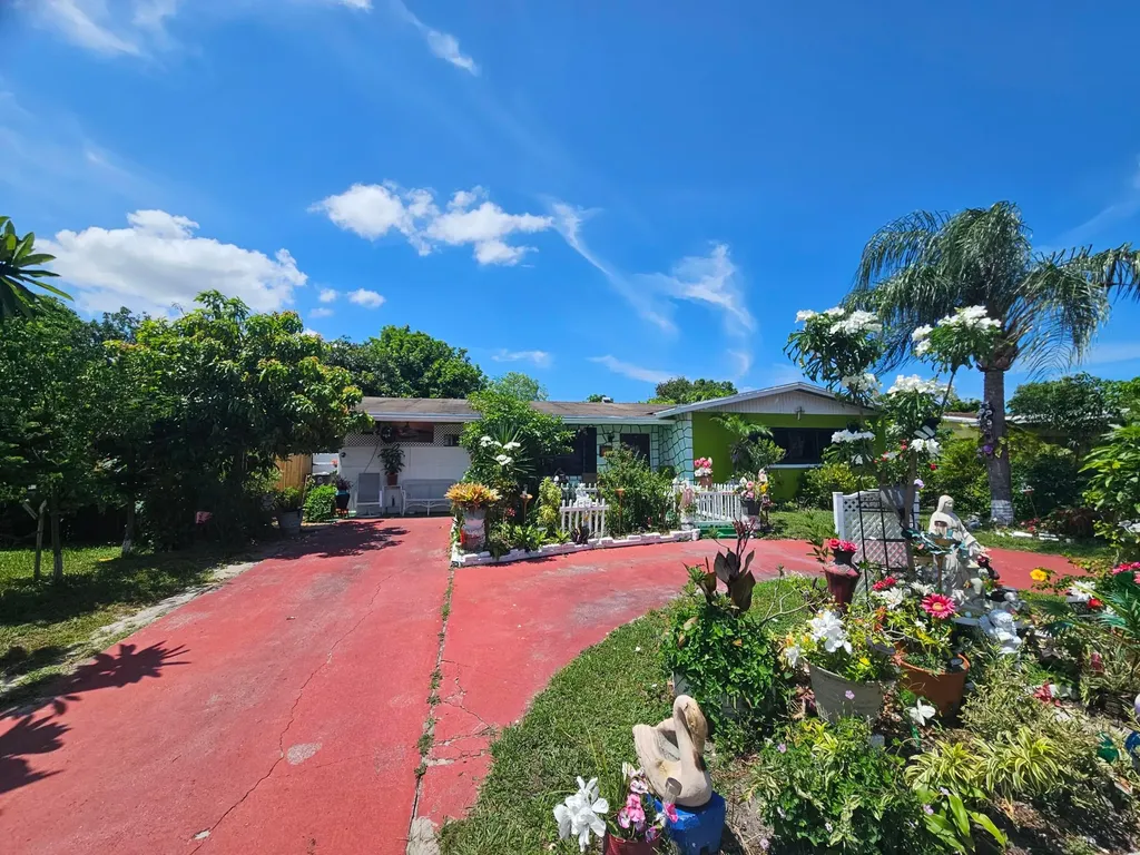 6165 Fair Green Road West Palm Beach FL 33417