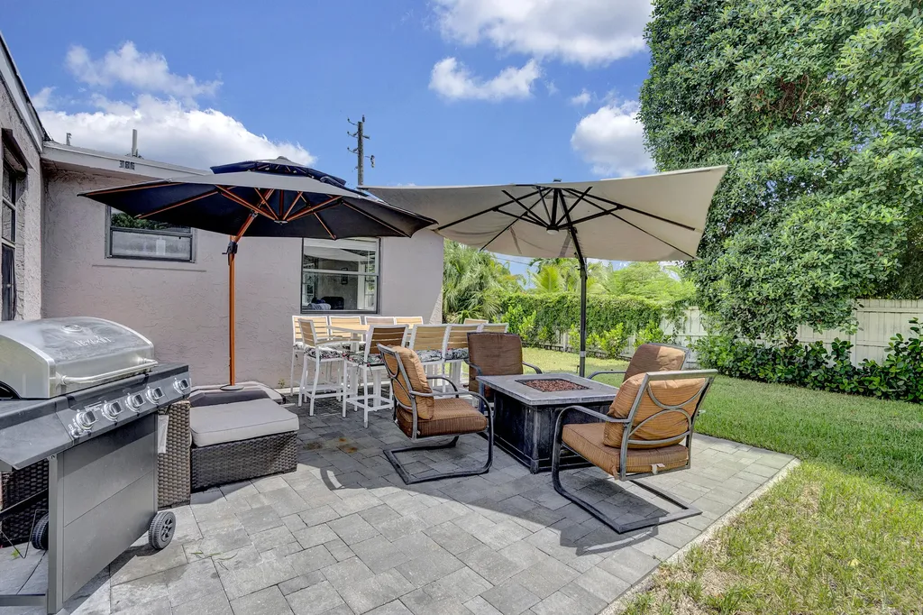 216 NW 4th Avenue Boynton Beach FL 33435