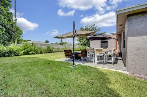 216 NW 4th Avenue Boynton Beach FL 33435