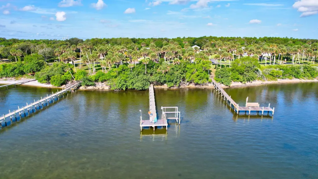 7501 S Indian River Drive Fort Pierce FL 34982