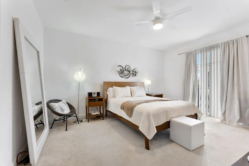 638 NW 38th Circle Boca Raton FL 33431