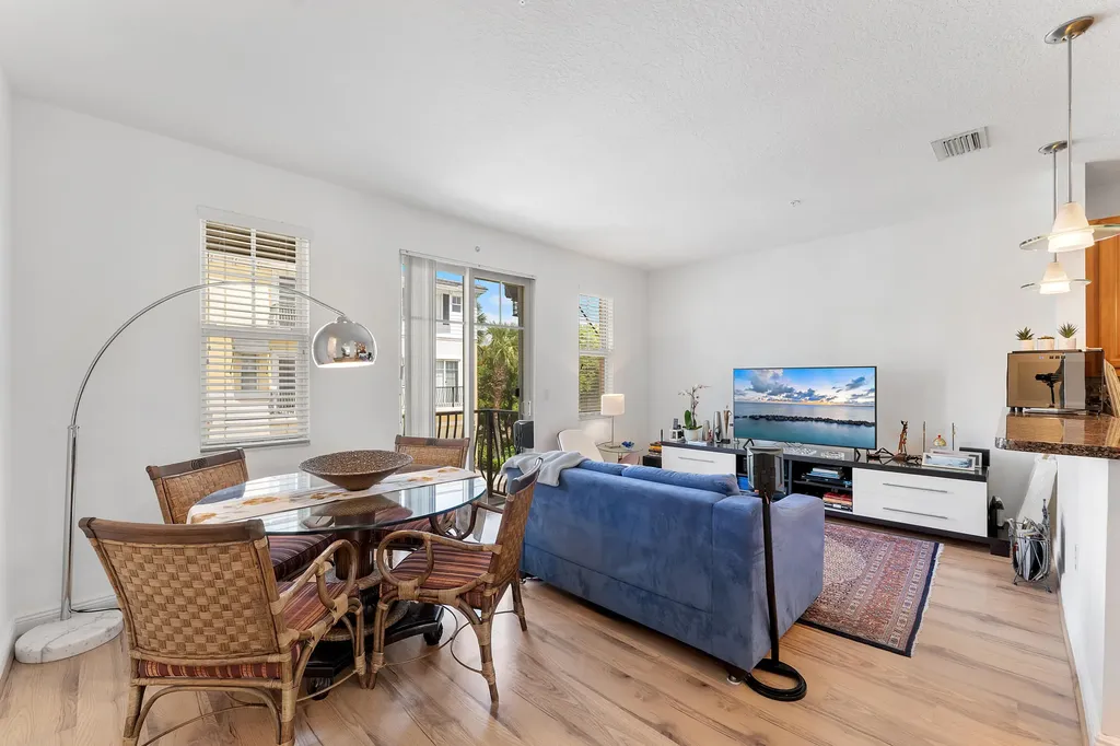 638 NW 38th Circle Boca Raton FL 33431