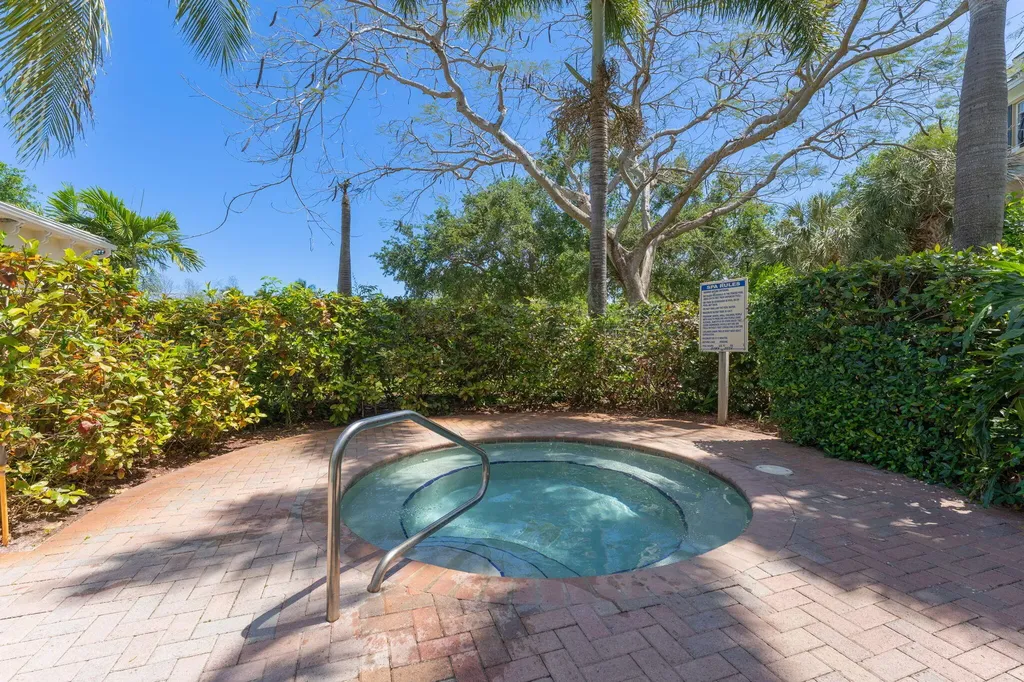 638 NW 38th Circle Boca Raton FL 33431
