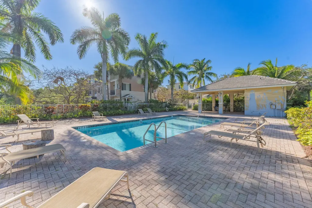 638 NW 38th Circle Boca Raton FL 33431