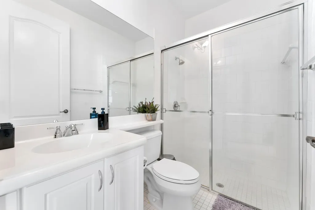 638 NW 38th Circle Boca Raton FL 33431