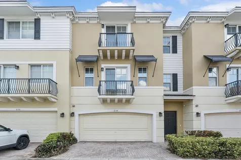 638 NW 38th Circle Boca Raton FL 33431