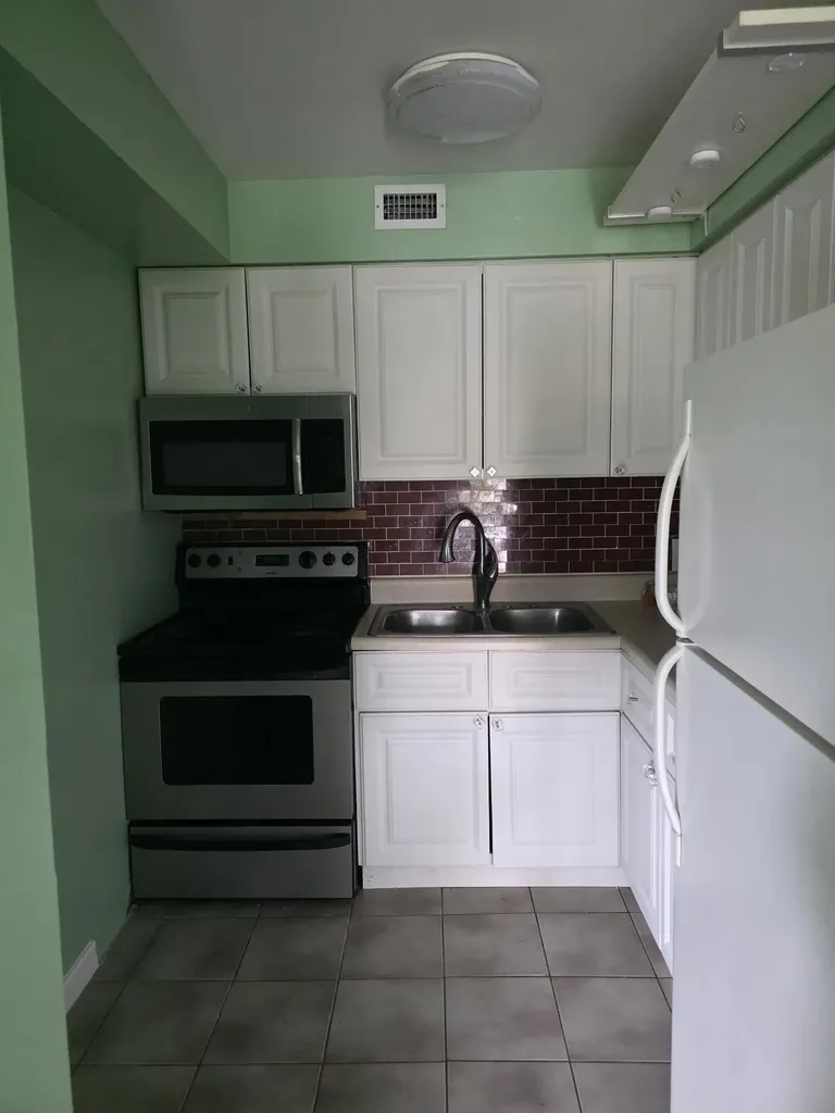 201 S Lakeside Drive Lake Worth Beach FL 33460