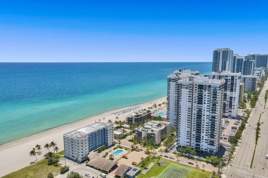2101 S Ocean Drive Hollywood FL 33019