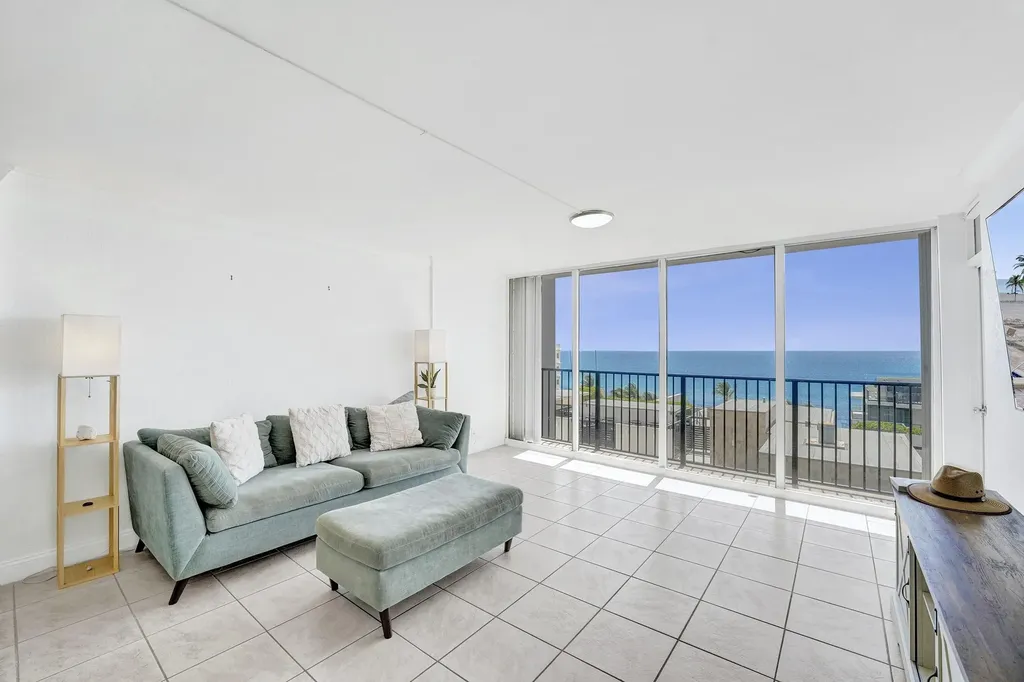 2101 S Ocean Drive Hollywood FL 33019