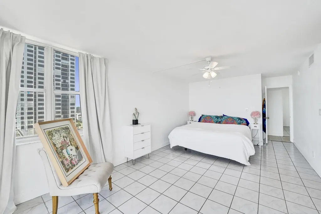 2101 S Ocean Drive Hollywood FL 33019