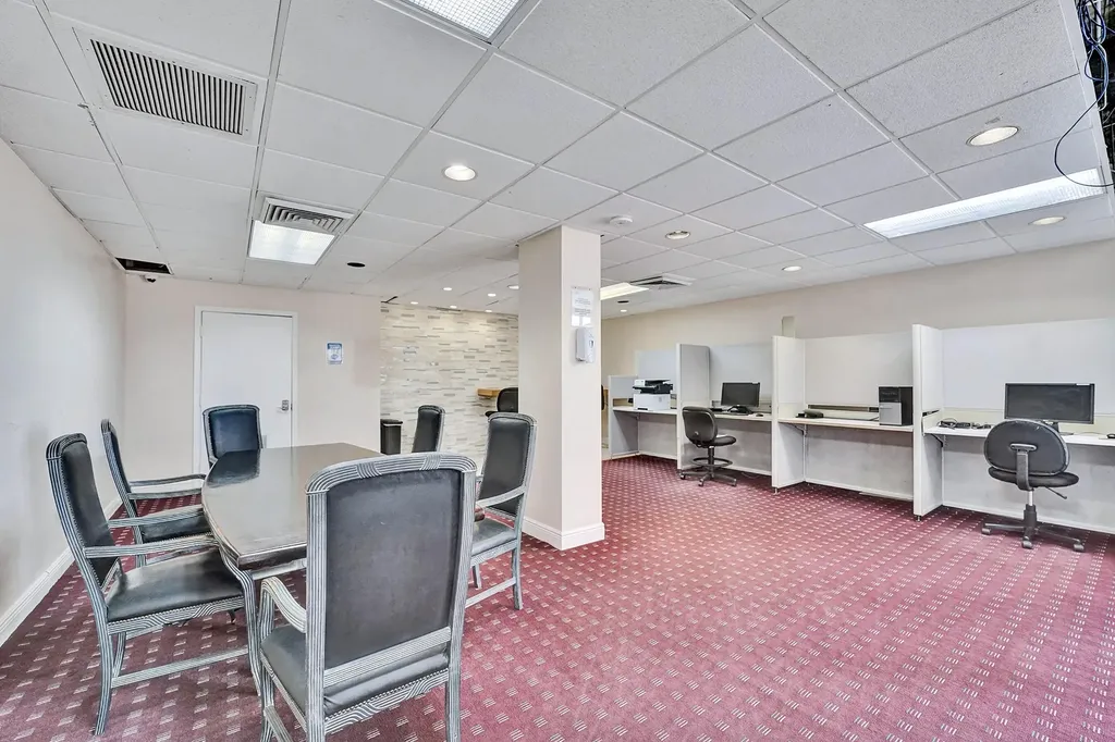 2101 S Ocean Drive Hollywood FL 33019