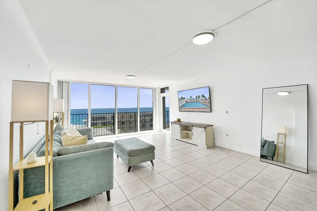 2101 S Ocean Drive Hollywood FL 33019